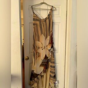 Stunning ASOS maxi dress never worn NWT US14
